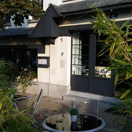 La Fayette Hotel